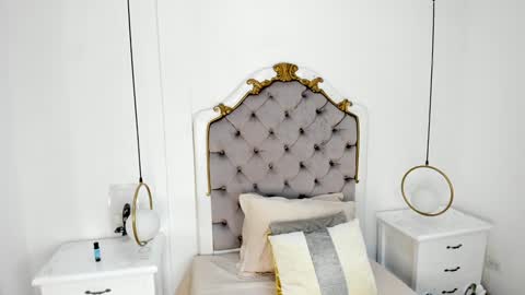 Sara online show from 01-11-25, 02:15