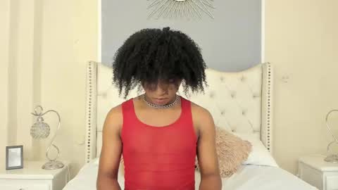 Snapshot of ambar_colling chatting on 02-13-25, 04:17 Ambar Colling online show from 02-13-25, 04:17