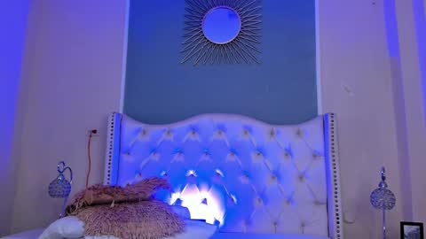 Snapshot of ambar_colling chatting on 02-17-25, 05:43 Ambar Colling online show from 02-17-25, 05:43