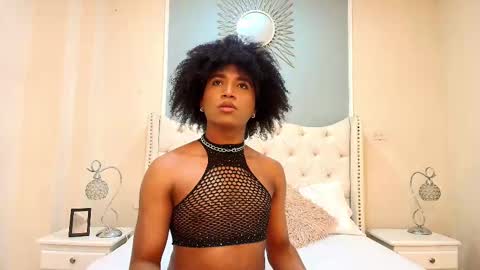 Snapshot of ambar_colling chatting on 03-06-25, 03:13 Ambar Colling online show from 03-06-25, 03:13