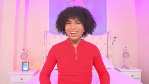 Snapshot of ambar_colling chatting on 09-25-25, 02:21 Ambar Colling online show from 09-25-25, 02:21