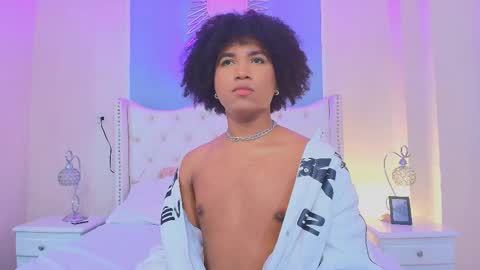 Ambar Colling online show from 10-21-25, 04:13