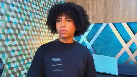 Ambar Colling online show from 10-31-25, 02:34