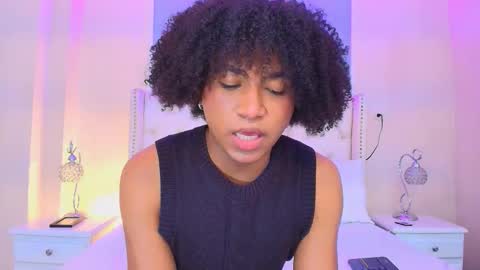 Ambar Colling online show from 11-05-25, 03:45