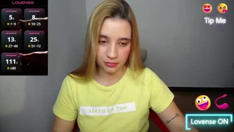 Snapshot of ambar_lynn chatting on 07-08-26, 01:10 mbar online show from 07-08-26, 01:10