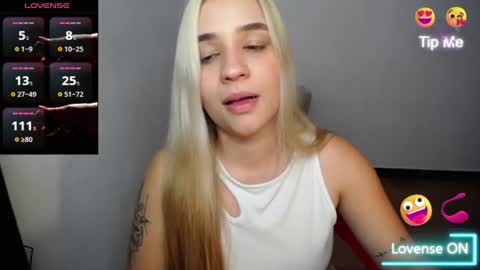 Snapshot of ambar_lynn chatting on 08-07-26, 09:06 mbar online show from 08-07-26, 09:06