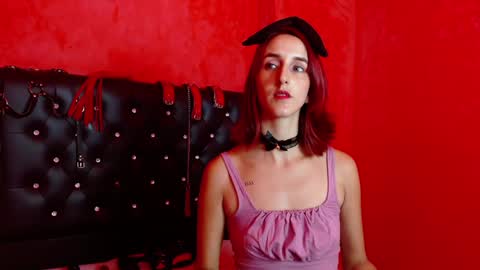 Snapshot of ambar_roux1 chatting on 02-05-25, 02:37 ambar_roux1 online show from 02-05-25, 02:37