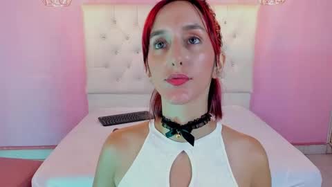 Snapshot of ambar_roux1 chatting on 02-06-25, 02:37 ambar_roux1 online show from 02-06-25, 02:37