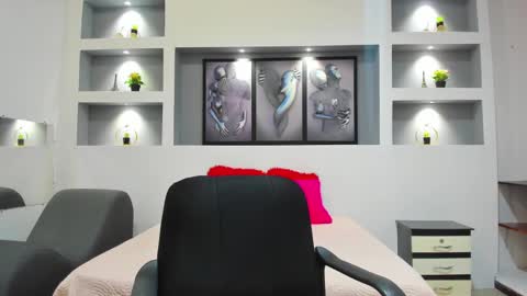 Snapshot of ambar_sex10 chatting on 12-23-24, 01:13 Ambar online show from 12-23-24, 01:13