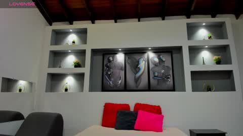 Snapshot of ambar_sex10 chatting on 02-19-25, 12:33 Ambar online show from 02-19-25, 12:33