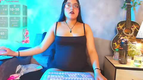 ambardevon_x online show from 05-01-26, 08:24