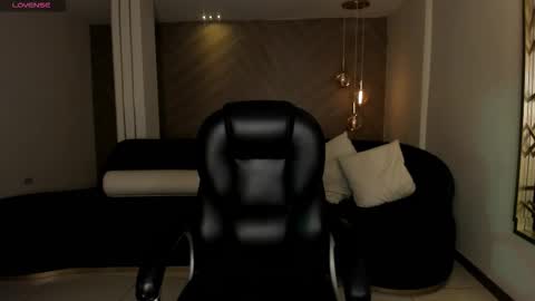 Ambar  online show from 11-14-25, 11:42