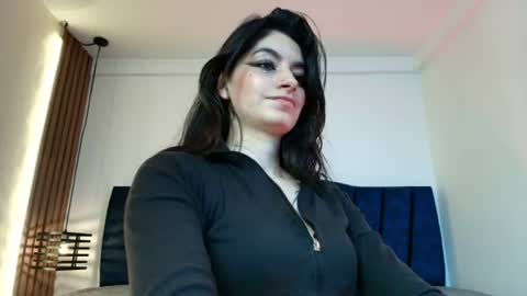 Snapshot of ambarlee_ chatting on 08-03-26, 12:43 AMBAR LEE online show from 08-03-26, 12:43