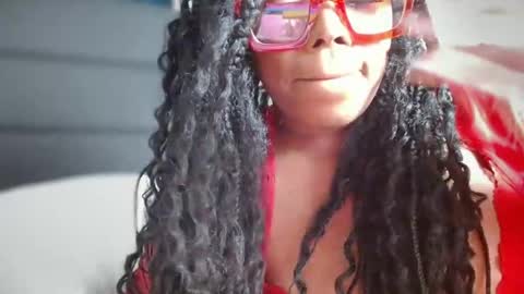 Amoya online show from 05-16-26, 06:43