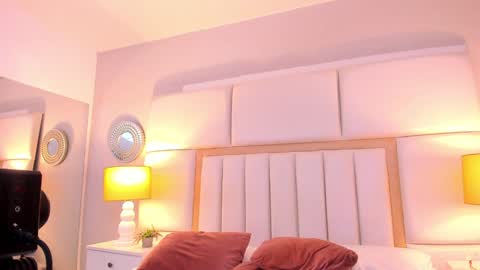 AmbarSantany  online show from 02-01-25, 12:29