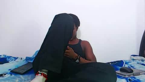 Snapshot of ambartxsex chatting on 05-09-26, 03:45 ambartxsex online show from 05-09-26, 03:45