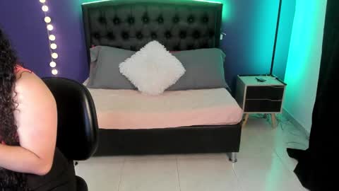 Amber online show from 02-05-25, 11:12