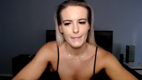 Amber online show from 06-07-26, 02:32