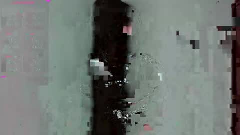 Snapshot of amber_bailey01 chatting on 04-06-26, 01:58 Luu online show from 04-06-26, 01:58