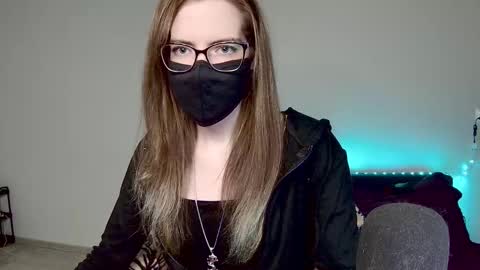Amber non-nude model online show from 03-02-26, 01:41