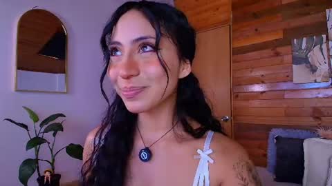 Snapshot of amber_curly chatting on 06-26-26, 05:39 amber_curly online show from 06-26-26, 05:39