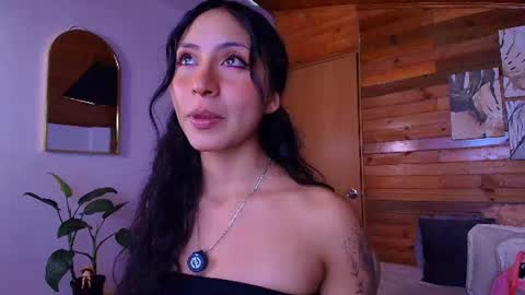Snapshot of amber_curly chatting on 07-01-26, 06:40 amber_curly online show from 07-01-26, 06:40
