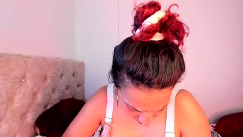 Amber Demons online show from 01-30-25, 08:21