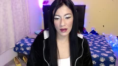Amber online show from 01-25-25, 03:09