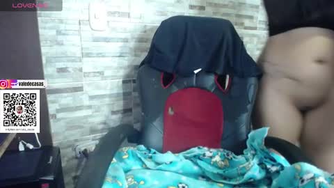 Snapshot of amber_kholin chatting on 02-17-25, 03:15 scarlett online show from 02-17-25, 03:15