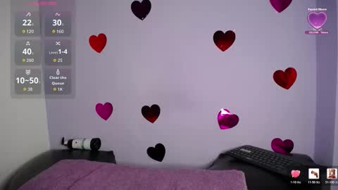 Snapshot of amber_miller22 chatting on 02-16-26, 10:17 amber miller22 online show from 02-16-26, 10:17