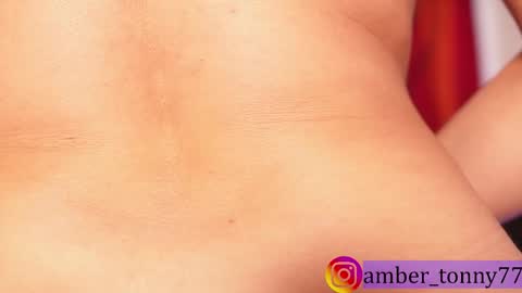 Snapshot of amber_tony77 chatting on 10-20-25, 09:21 online show from 10-20-25, 09:21