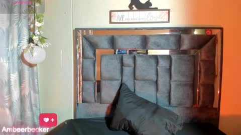 Amber  online show from 02-28-25, 01:15