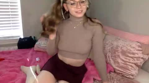 Snapshot of amberbunny1 chatting on 03-28-26, 11:15 Amber 3 online show from 03-28-26, 11:15