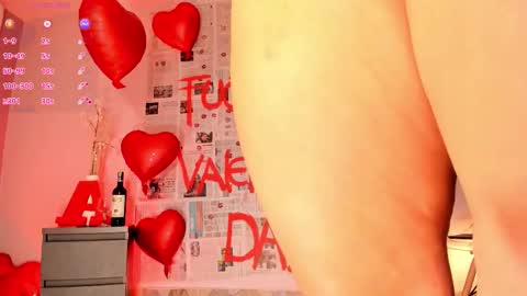 Snapshot of ambercollinns chatting on 02-14-26, 08:27 Amber Collins online show from 02-14-26, 08:27