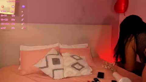 Snapshot of ambercollinns chatting on 02-16-26, 08:05 Amber Collins online show from 02-16-26, 08:05