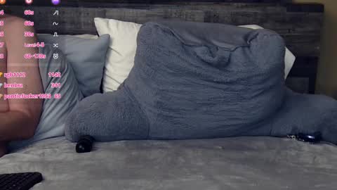 Amber Dawnn online show from 02-01-25, 04:35