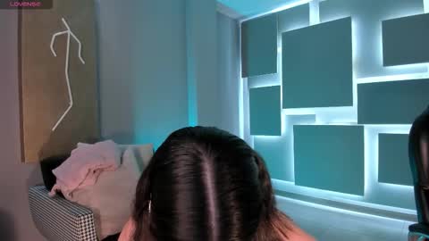 Snapshot of amberfarrell chatting on 11-05-25, 10:21 Amber online show from 11-05-25, 10:21