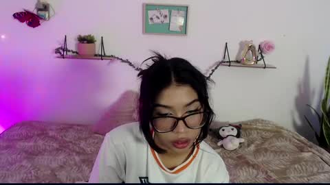 Amber Jeong online show from 01-09-25, 02:11