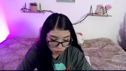 Amber Jeong online show from 01-14-25, 02:50