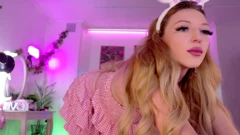 Snapshot of ambermilana chatting on 03-30-26, 05:41 ambermilana online show from 03-30-26, 05:41