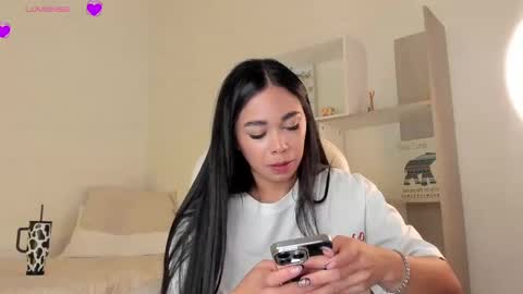 Amber online show from 09-29-25, 03:39