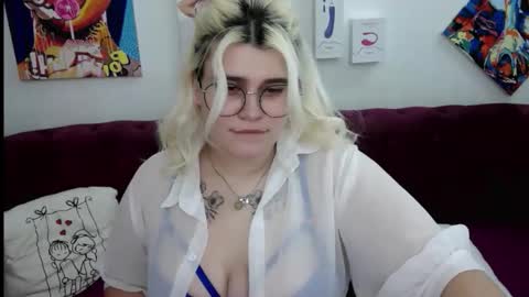 Amber online show from 11-06-25, 02:12