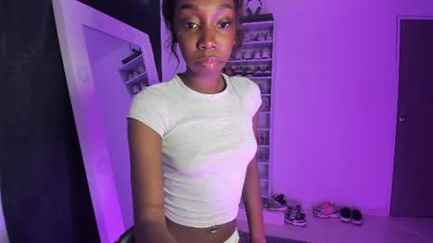 Amber online show from 06-25-26, 12:42