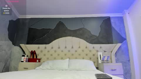 Amber Grey online show from 09-13-25, 01:00