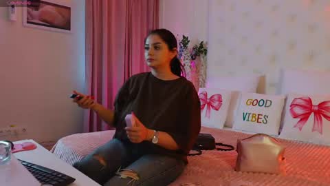 Snapshot of amberseyes chatting on 05-12-26, 08:55 Amberseyes online show from 05-12-26, 08:55
