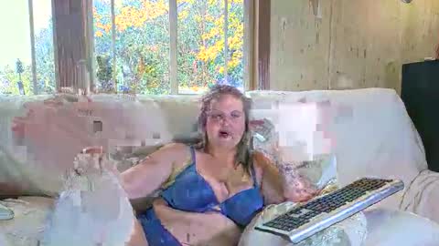 Amber TEASE Your favorite next-door distraction  online show from 11-08-25, 07:34