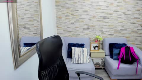 Amber online show from 01-16-25, 04:07