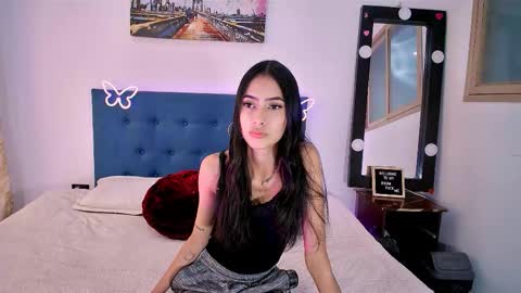 Snapshot of amberx_sweet chatting on 10-06-25, 06:49 Amber online show from 10-06-25, 06:49