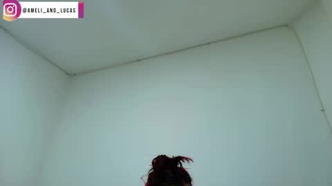 Amelia  Lucas online show from 12-21-24, 03:47
