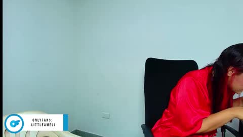 Amelia  Lucas online show from 01-04-25, 03:07